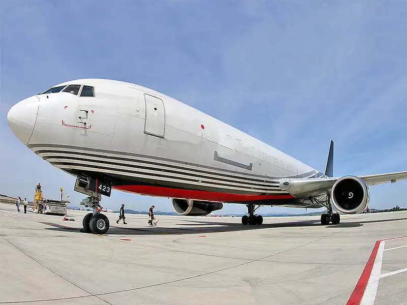 Image: Chinese cargo airplane